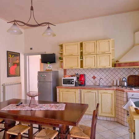 Casa Vacanze Il Gatto Rosso Trecase Dış mekan fotoğraf